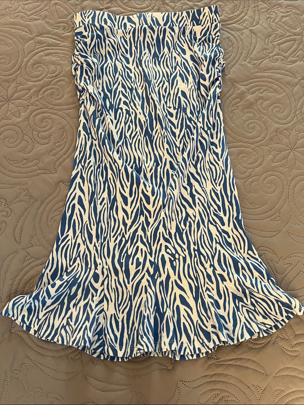 Diane Von Furstenberg Blue and White Beachy Print Strapless Dress